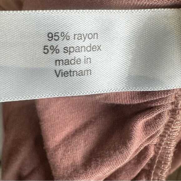 Lane Bryant mauve fitted ruched side top size 22/24 - Picture 8 of 9